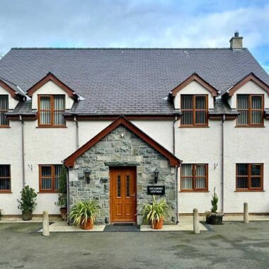 Sycamore cottage | Graiglwyd Springs Holiday Cottages