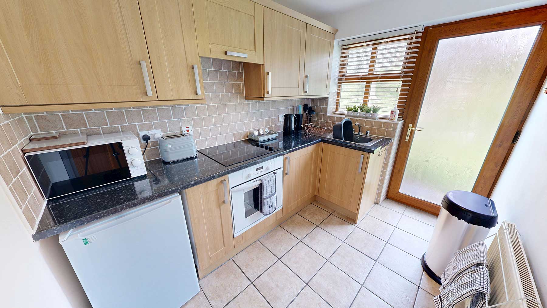 Elm Cottage at Graiglwyd Springs Holiday Cottages kitchen