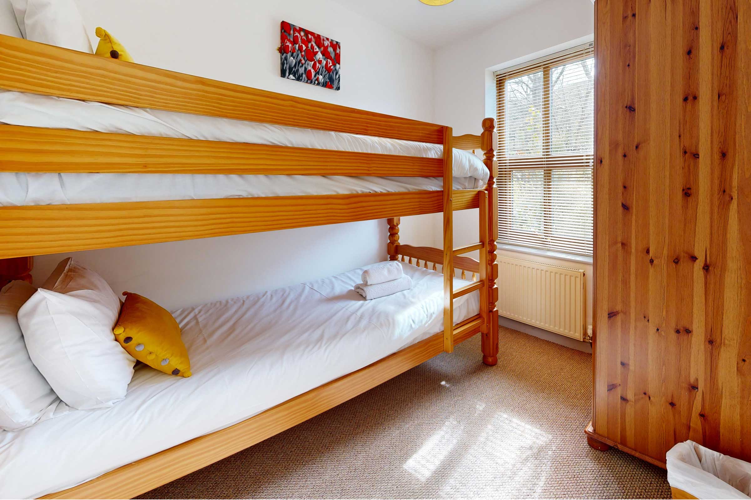 Graiglwyd Springs, Penmaenmawr - Elm and Yew cottages